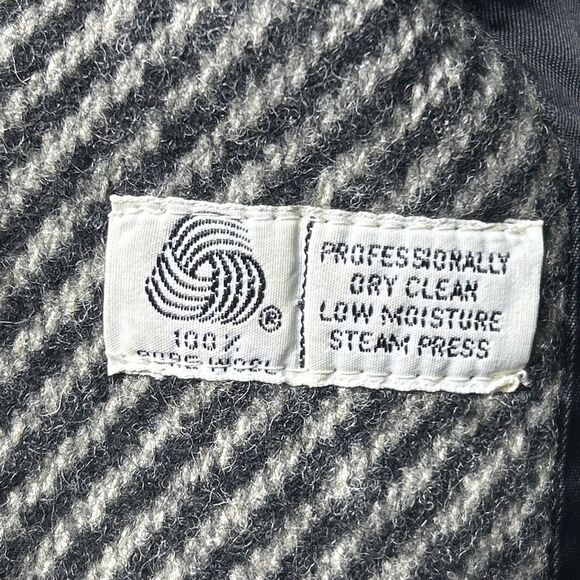 Vintage Bromleigh Coat ILGWU Union Made Gray Stripe Scarf Pure Wool Small/Medium - Picture 3 of 16